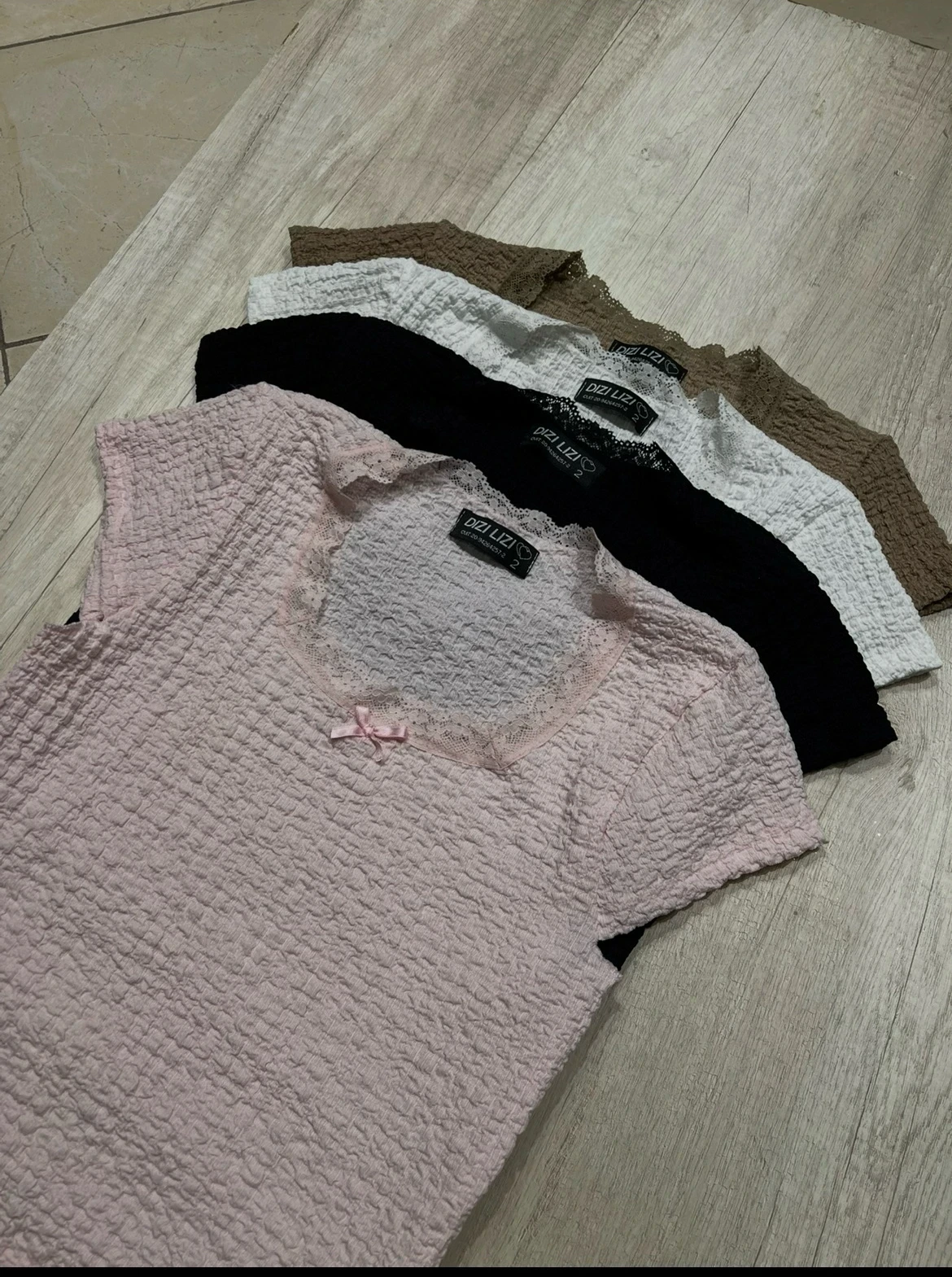 REMERA BRUSELLA