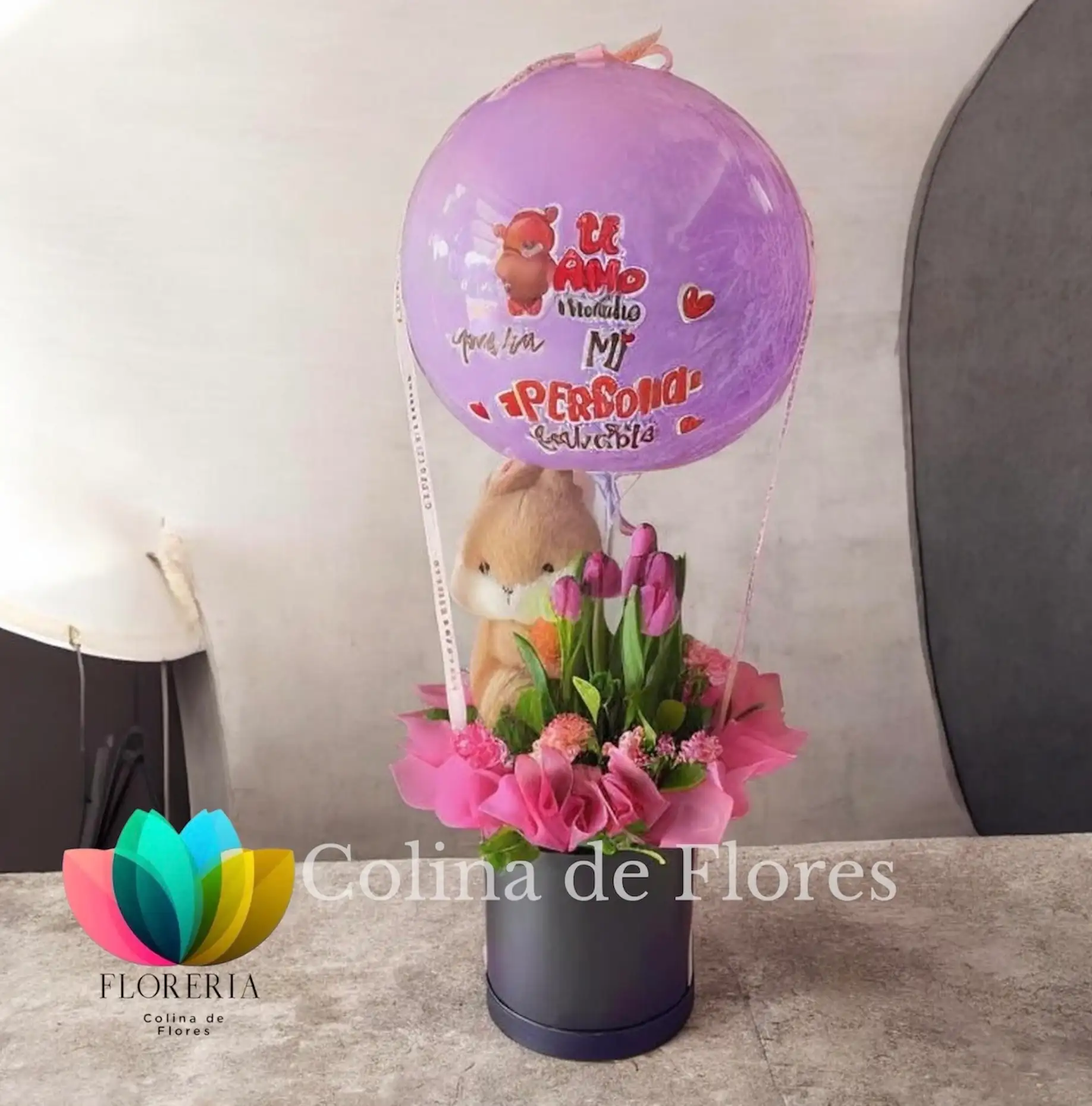 Tulipanes con peluche 