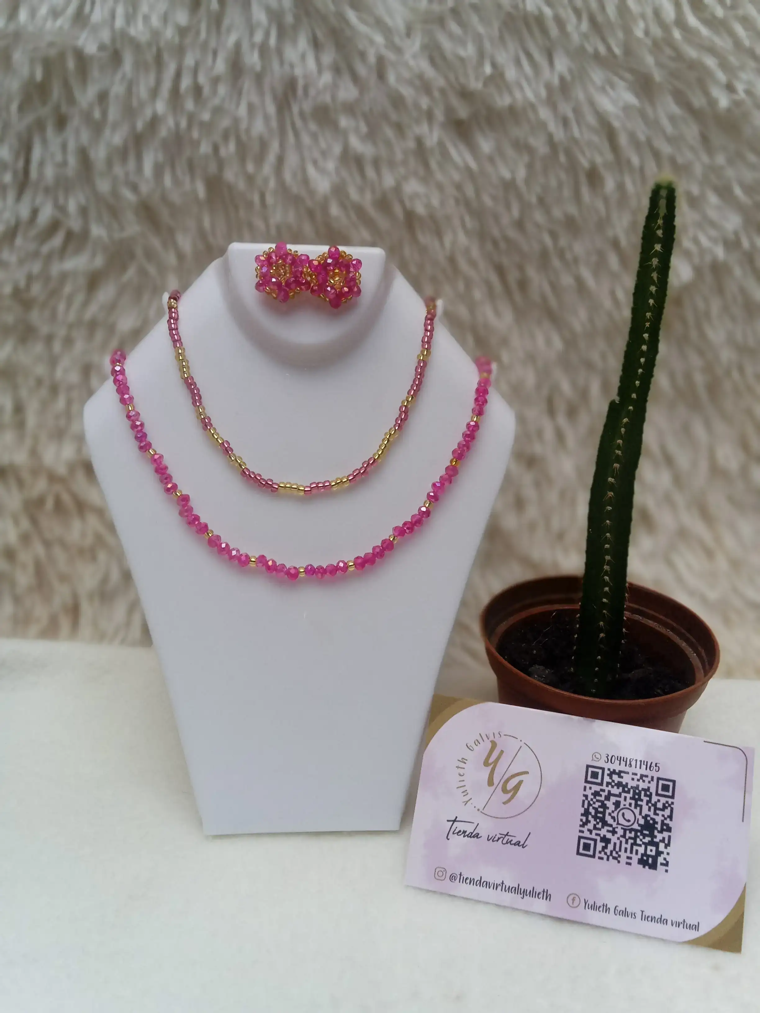 COLLAR TIPO SHOCKER + ARETES TOPO