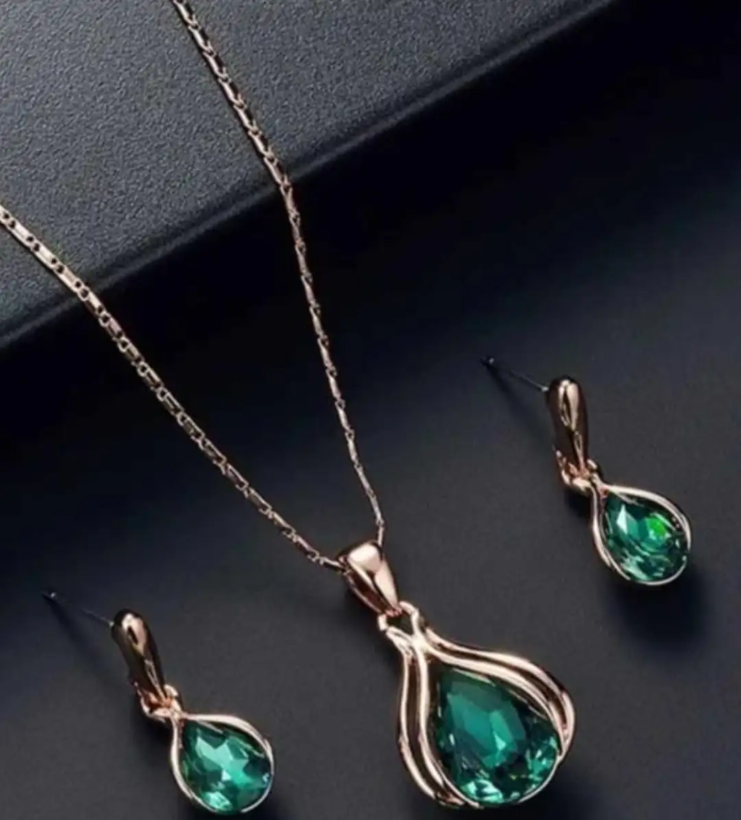 Conjunto de joyería 
