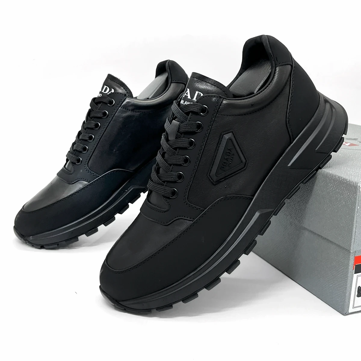 Tenis Prada