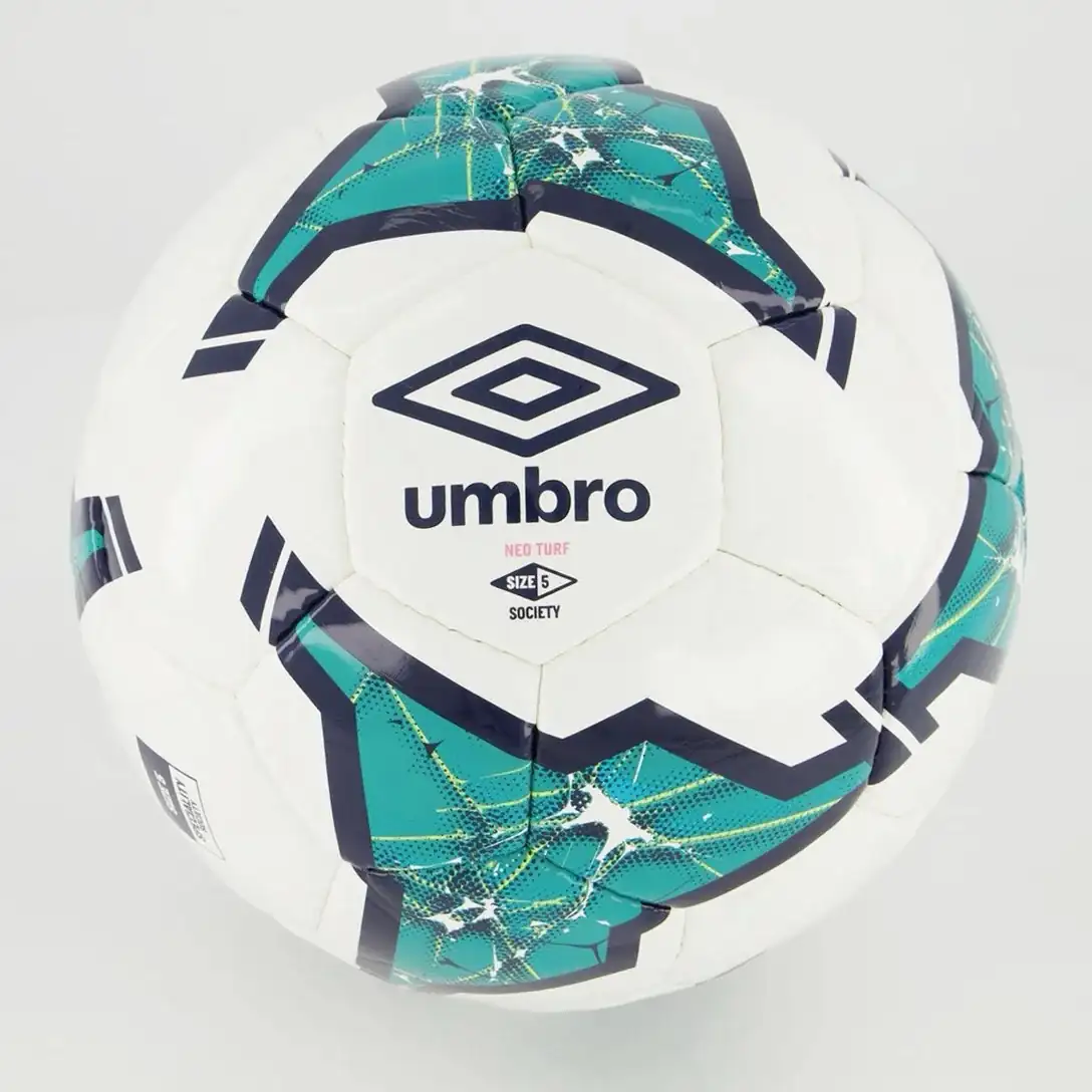 UMBRO NEO TURF SIZE 5 