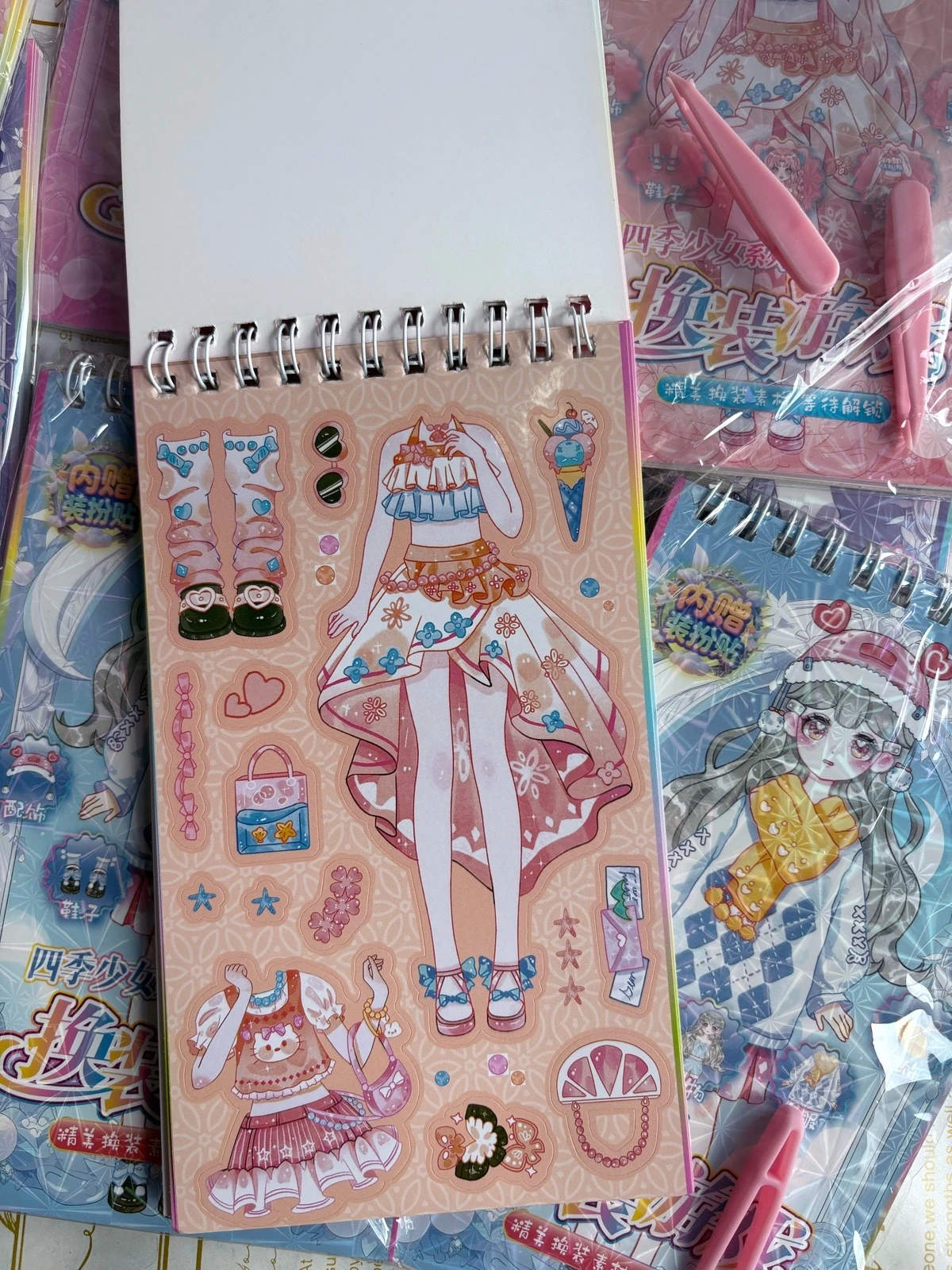DOCENA DE ESCENARIOS STICKERS  7