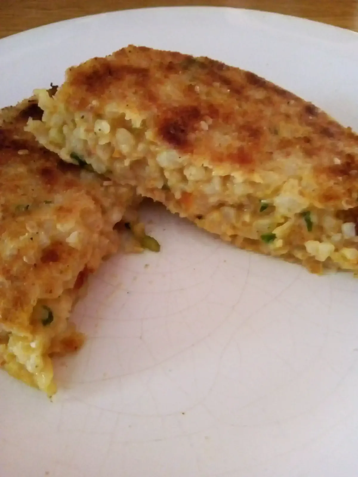 Hamburguesas yamani con 🍅 seco, albahaca y cúrcuma x 4