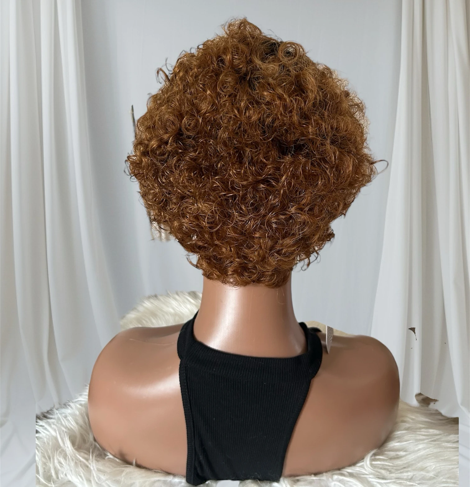 Peluca rizada 1b/30 pixie, frontal 13x1 de lado  2