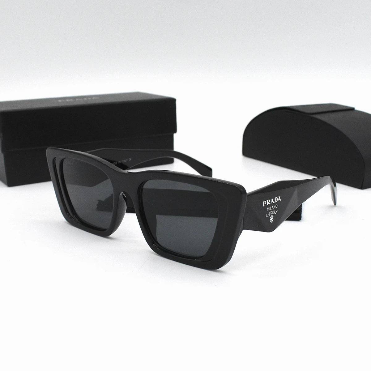 Lentes de Sol Prada SPR08Y