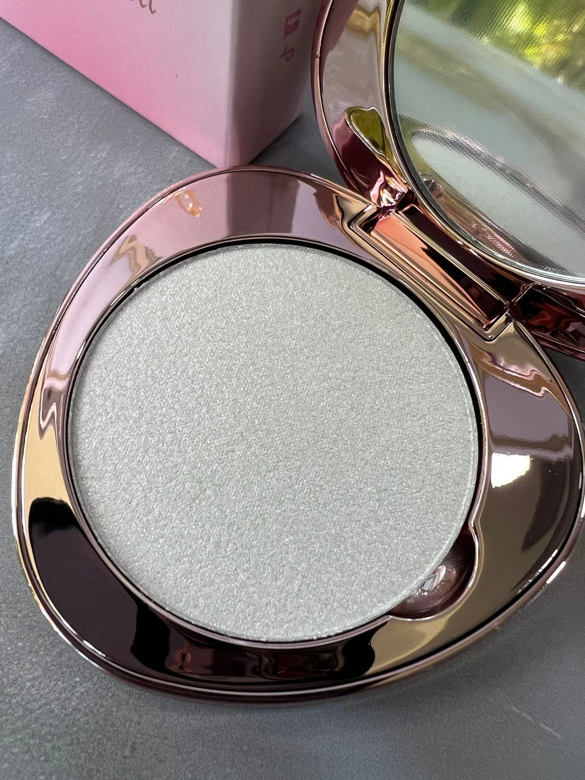 Iluminador Bloom Cosmic  2