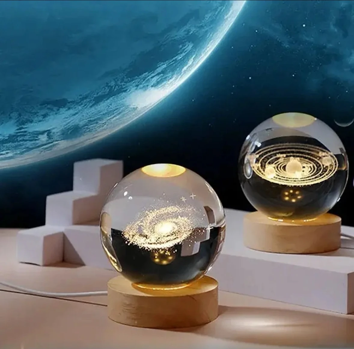 Lampara esfera de cristal 3D con base de madera LED 5