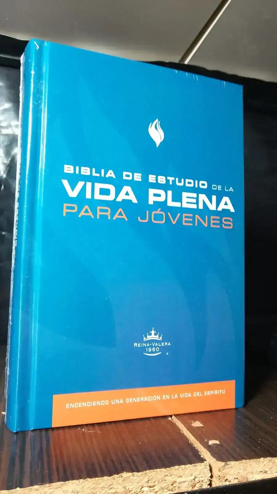 Biblia de estudio Vida Plena para jovenes