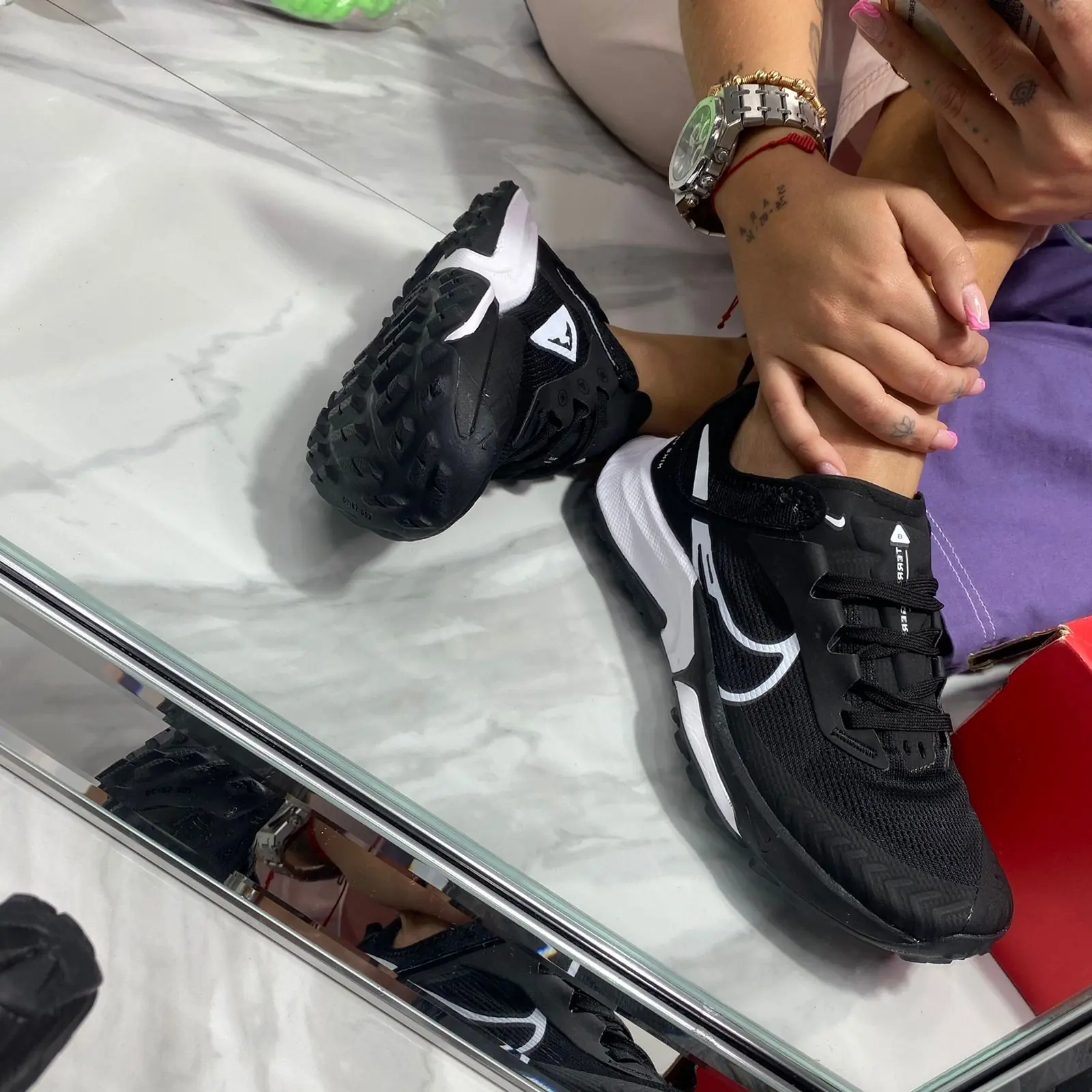 NIKE ZOOM DAMA Y CABALLERO  3