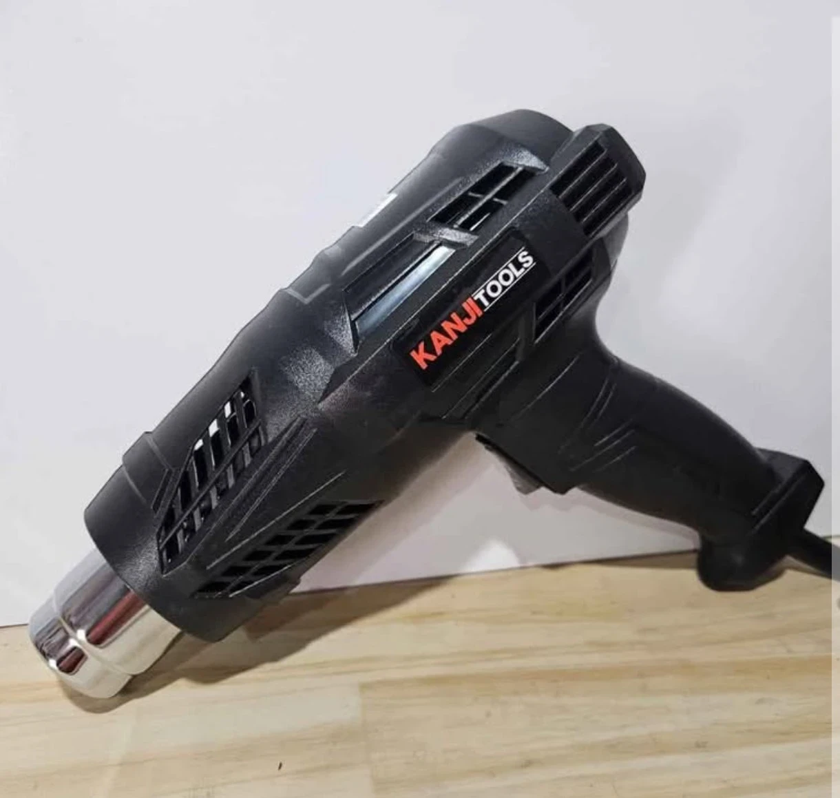 Pistola de Calor Kanji Tools 2000W + Accesorios 2