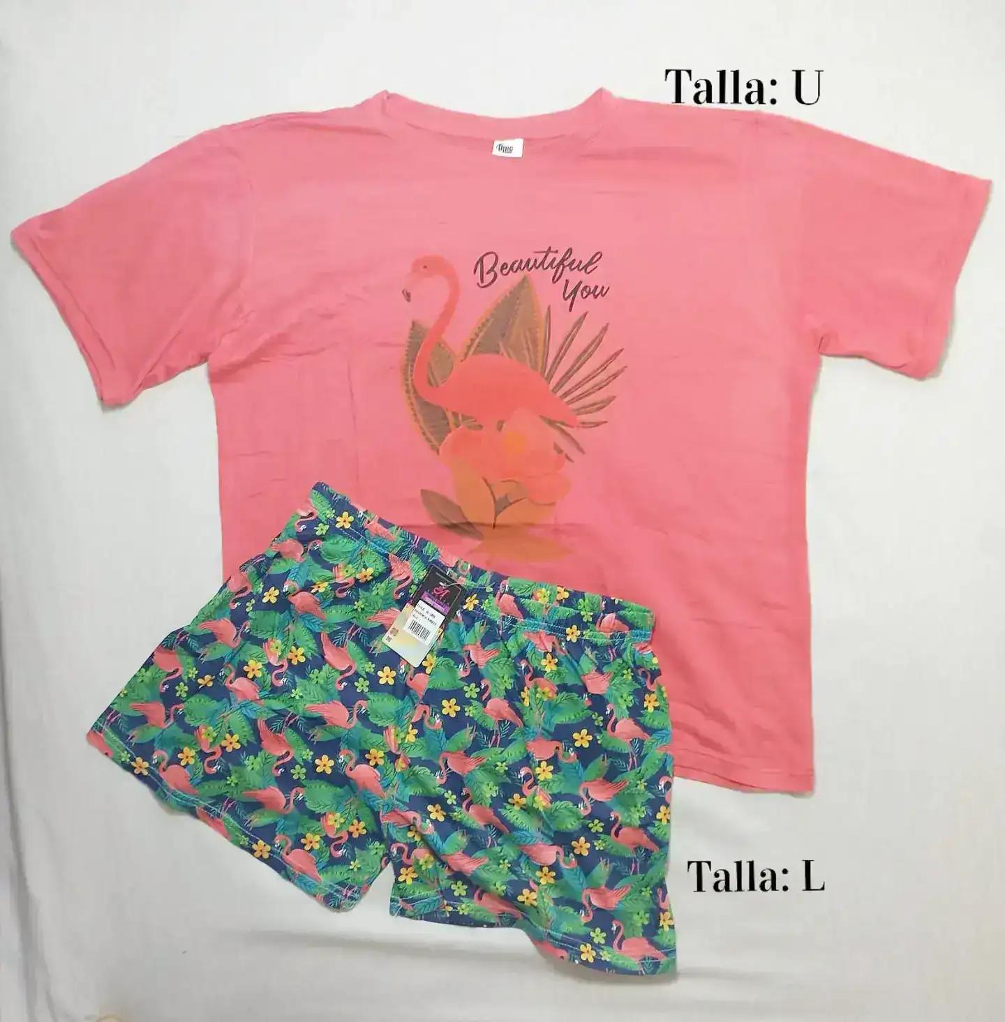 Conjunto de pijama con shorts cortos  2