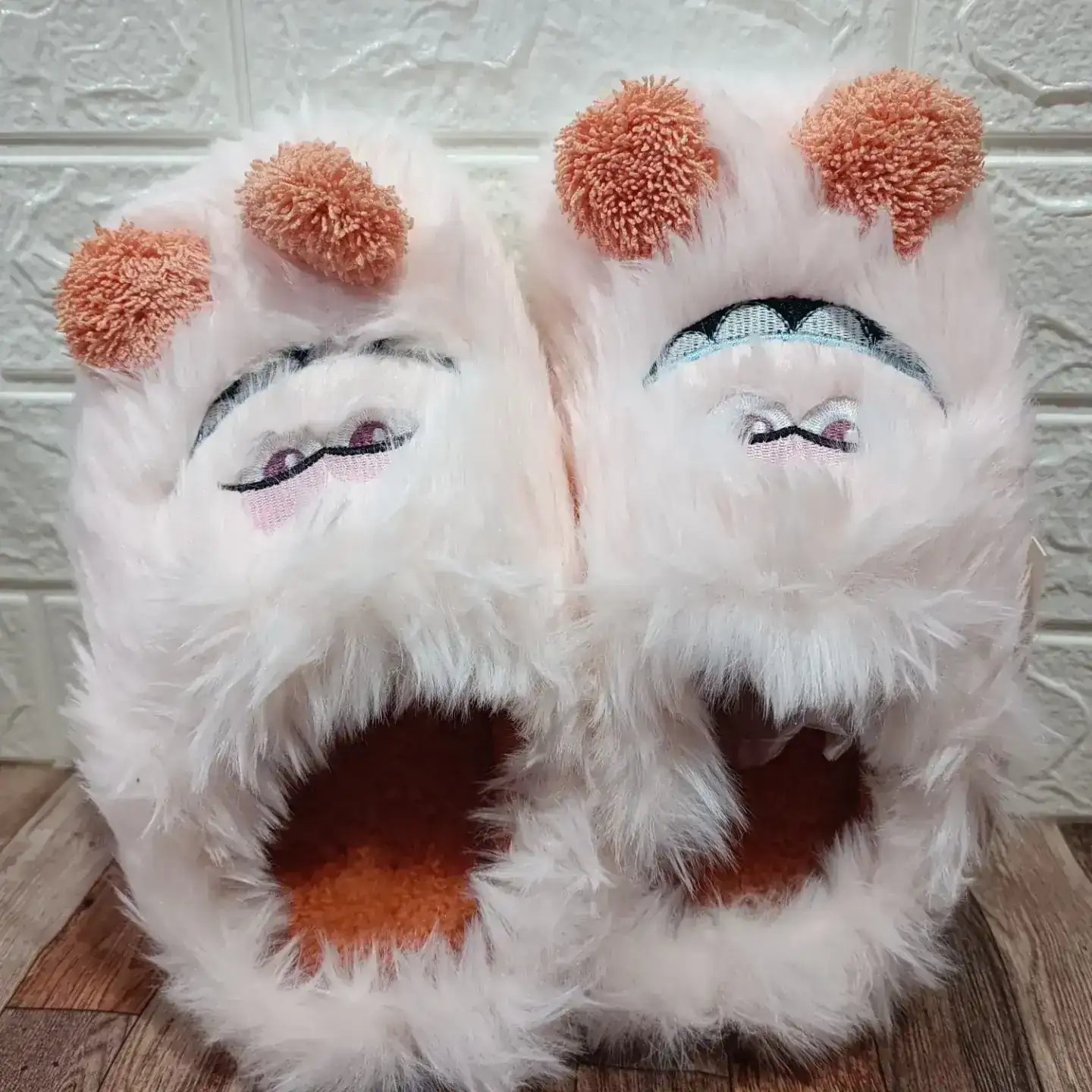 Pantuflas Monstruosas  2
