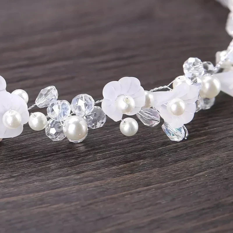 TIARA CRISTAL Y FLORES 4