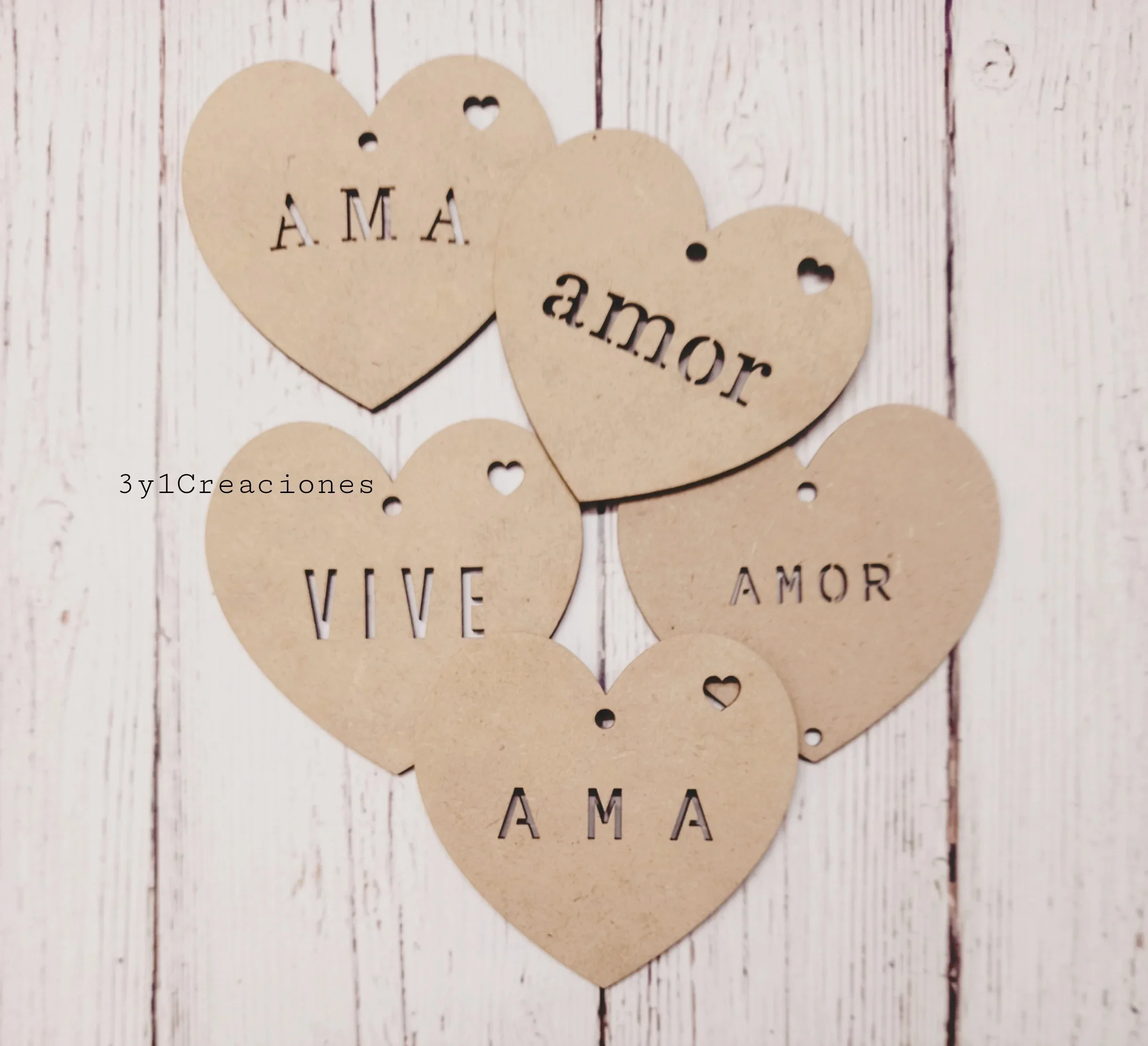 FIGURA CORAZÓN CON PALABRA 8 CM
