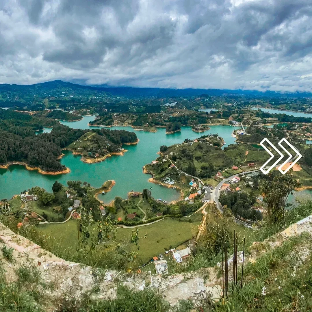 TOUR  EN GUATAPÉ 2