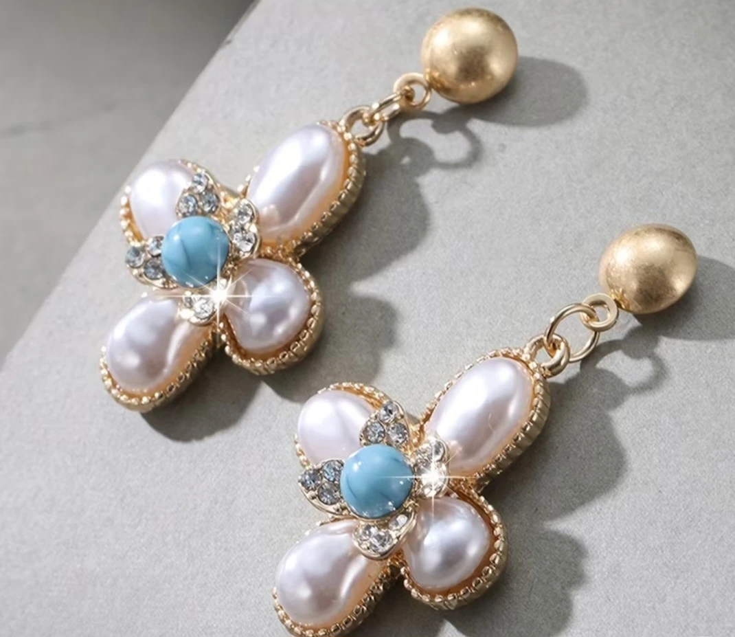Aretes