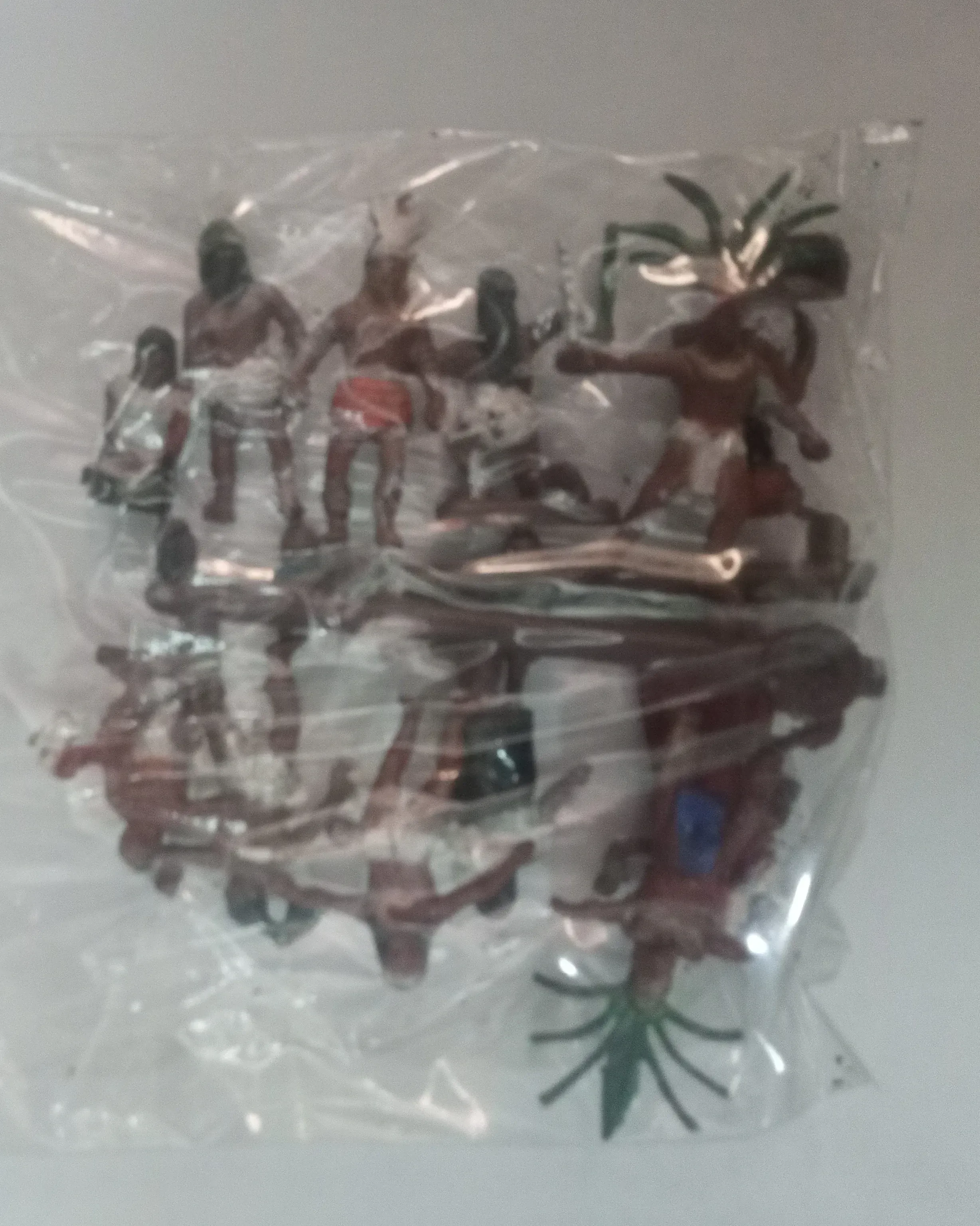 Muñecos de indigenas  2