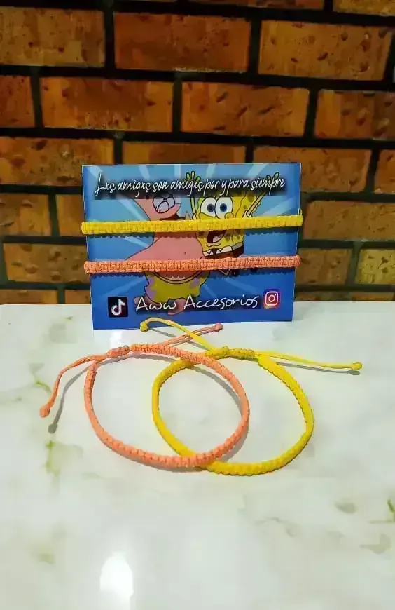 Pulseras x2 con temática  2