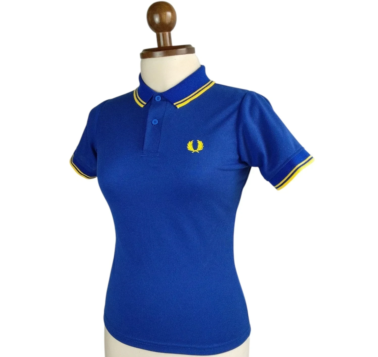 Camisa polo azul rey con amarillo  2