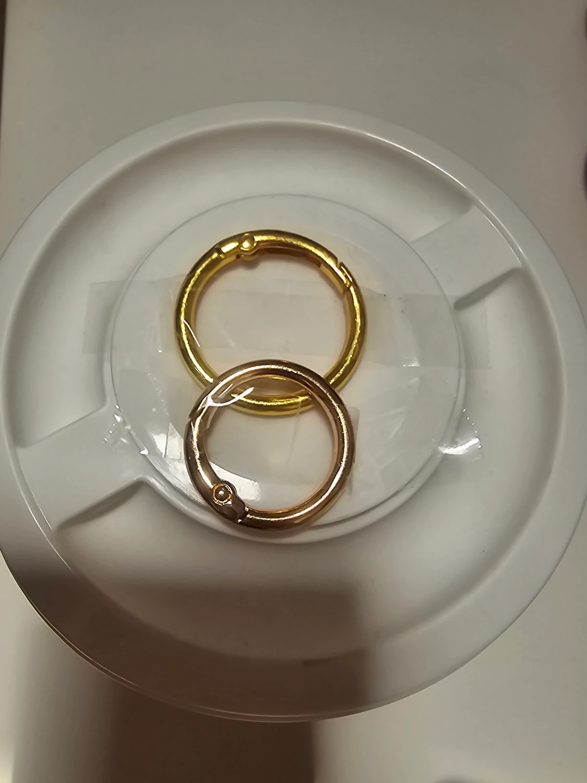 ARGOLLAS DORADAS