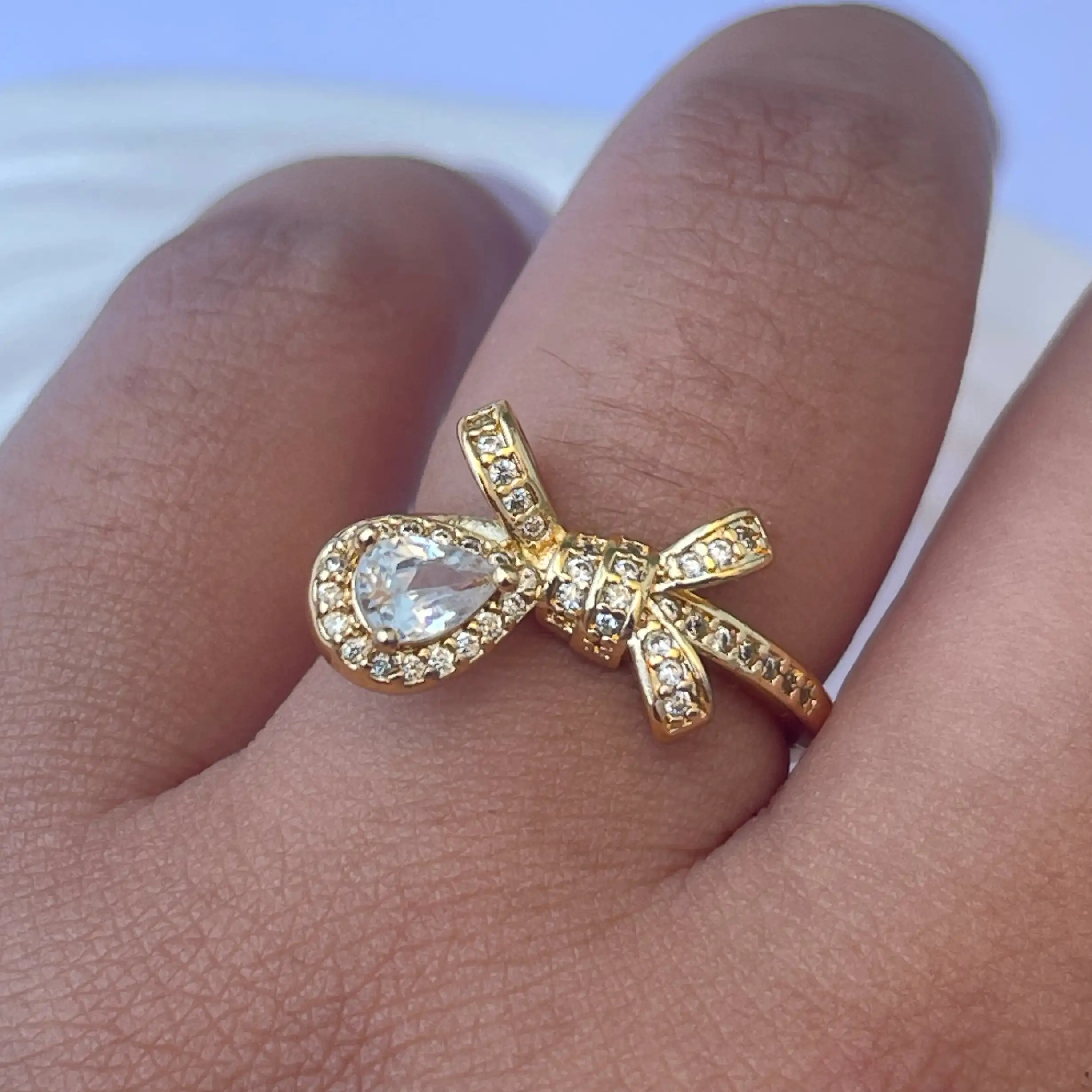 ANILLO COQUETTE 