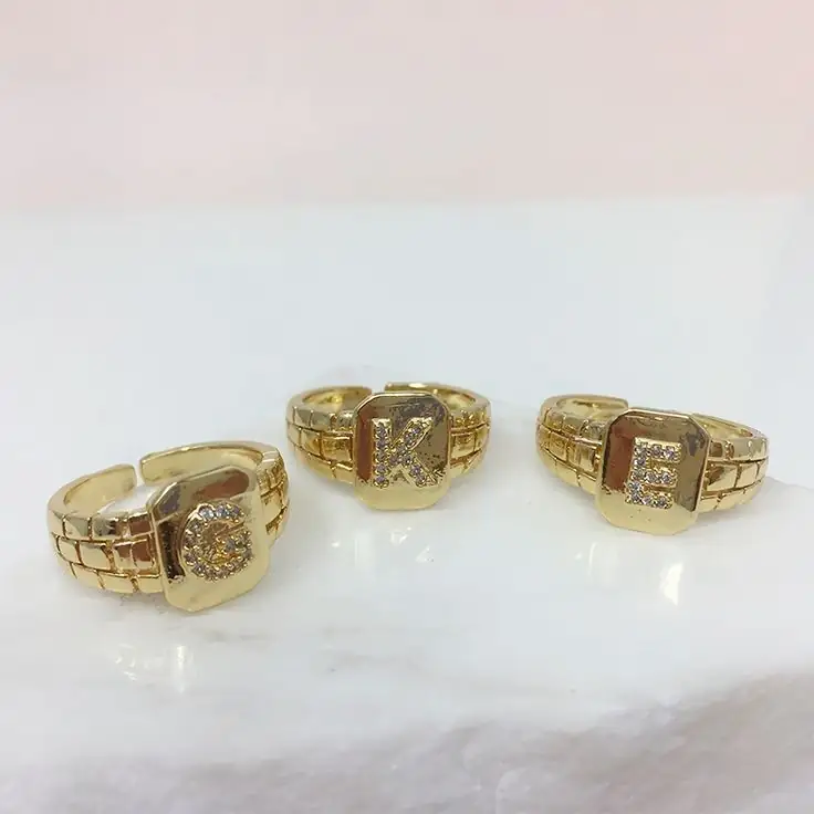 Anillo inicial con piedras 2