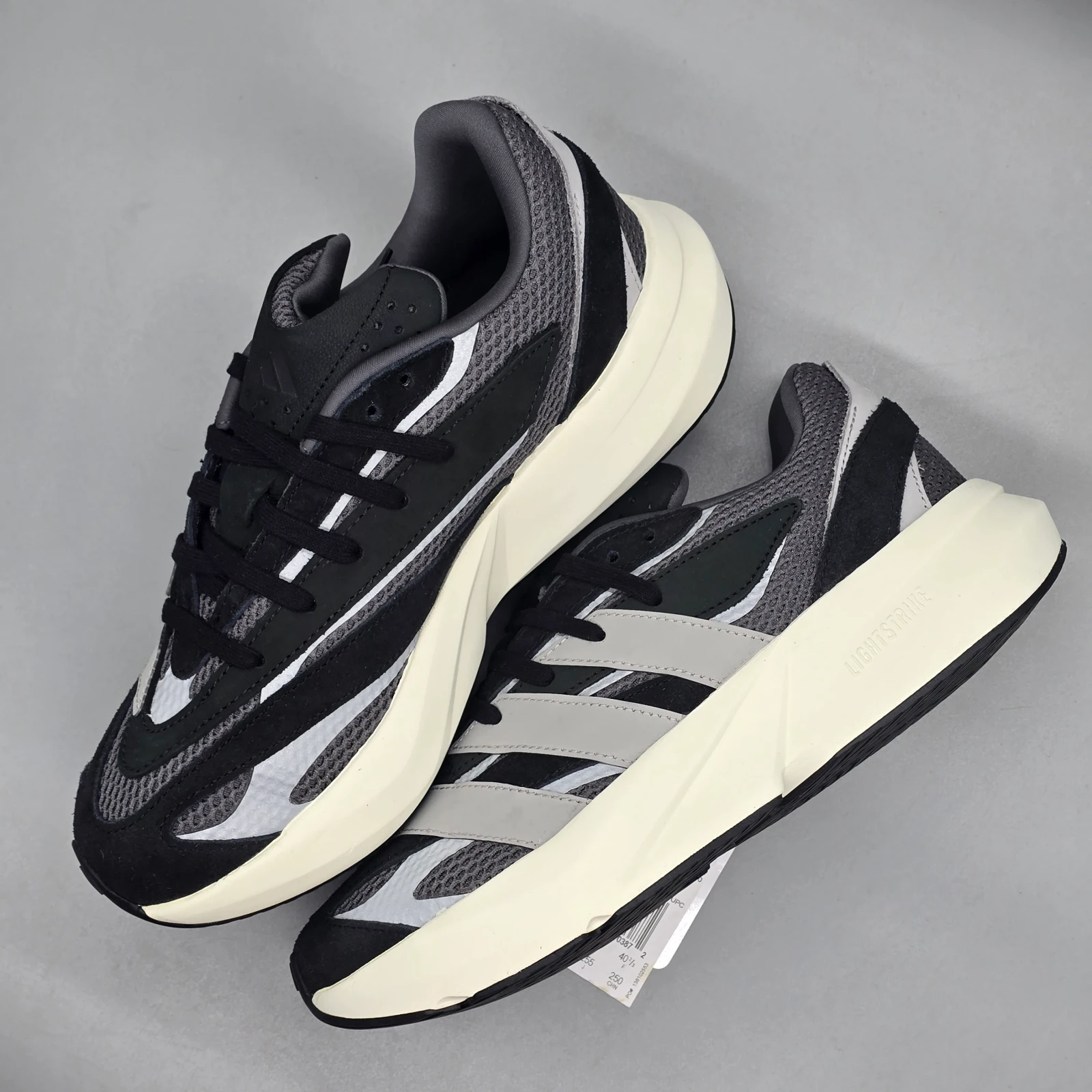 ADIDAS LIGHTBLAZE 10