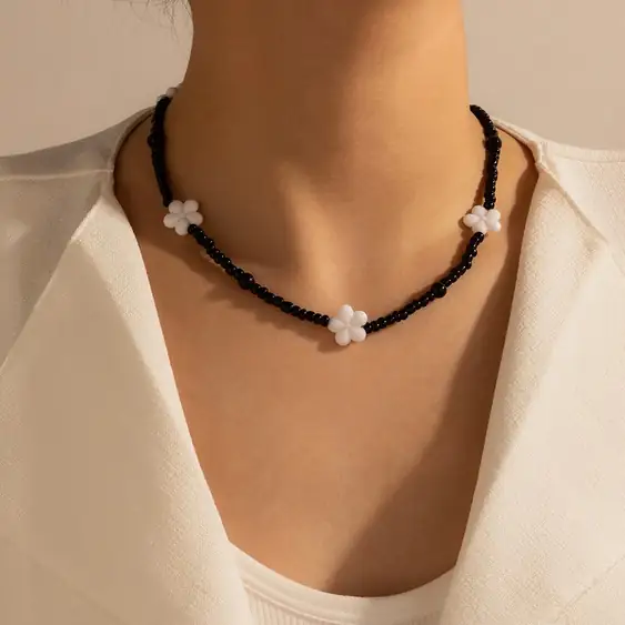 COLLAR MIA
