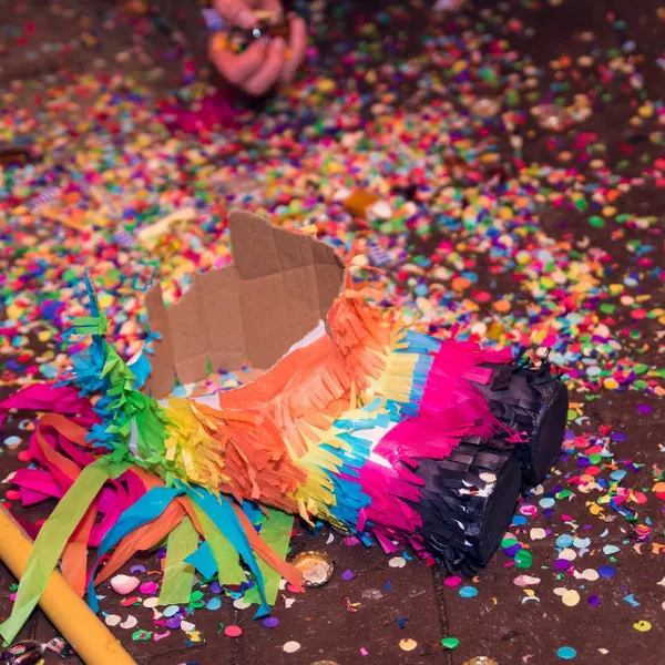 PIÑATAS