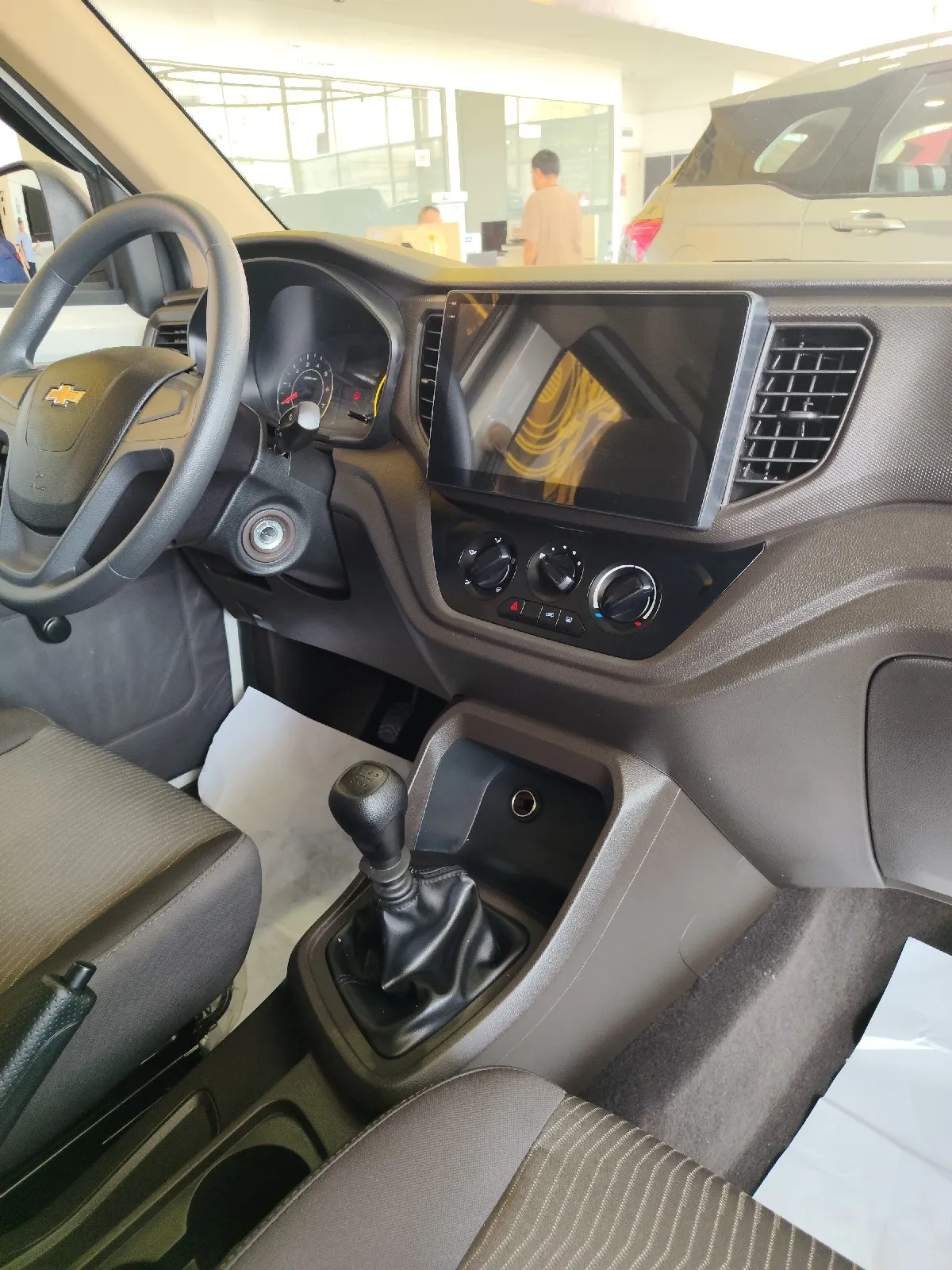 CHEVROLET N400 MOVE FULL GASOLINA CON EQUIPAMIENTO  4