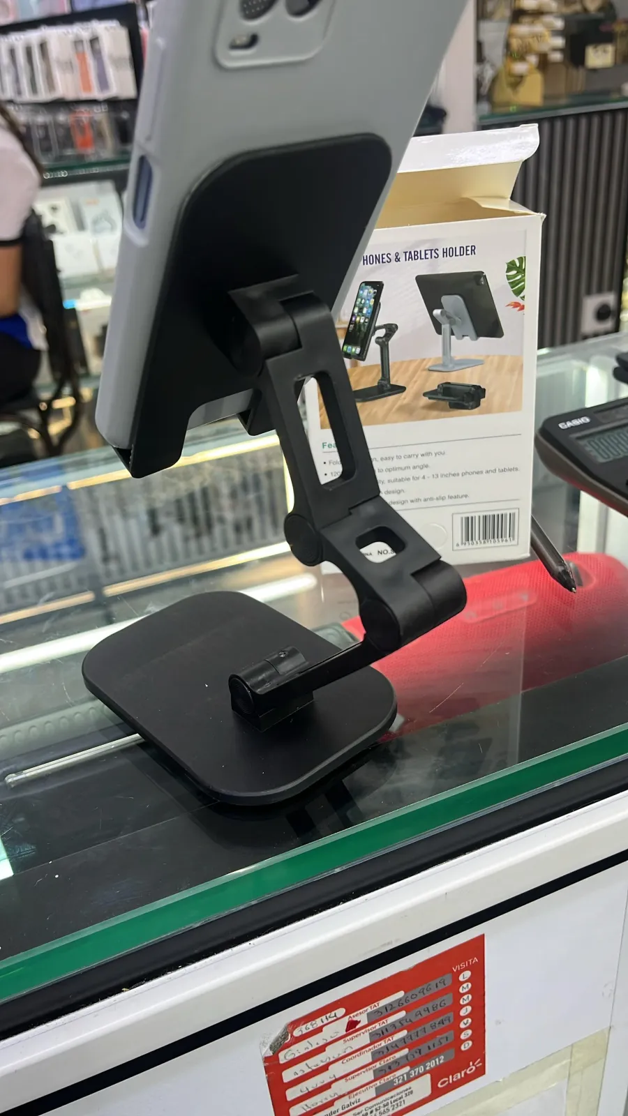Soporte holder plastico para celular en el escritorio  3