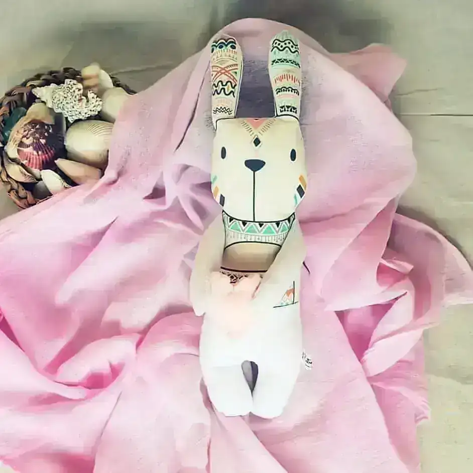 Muñeco de apego + muselina 2