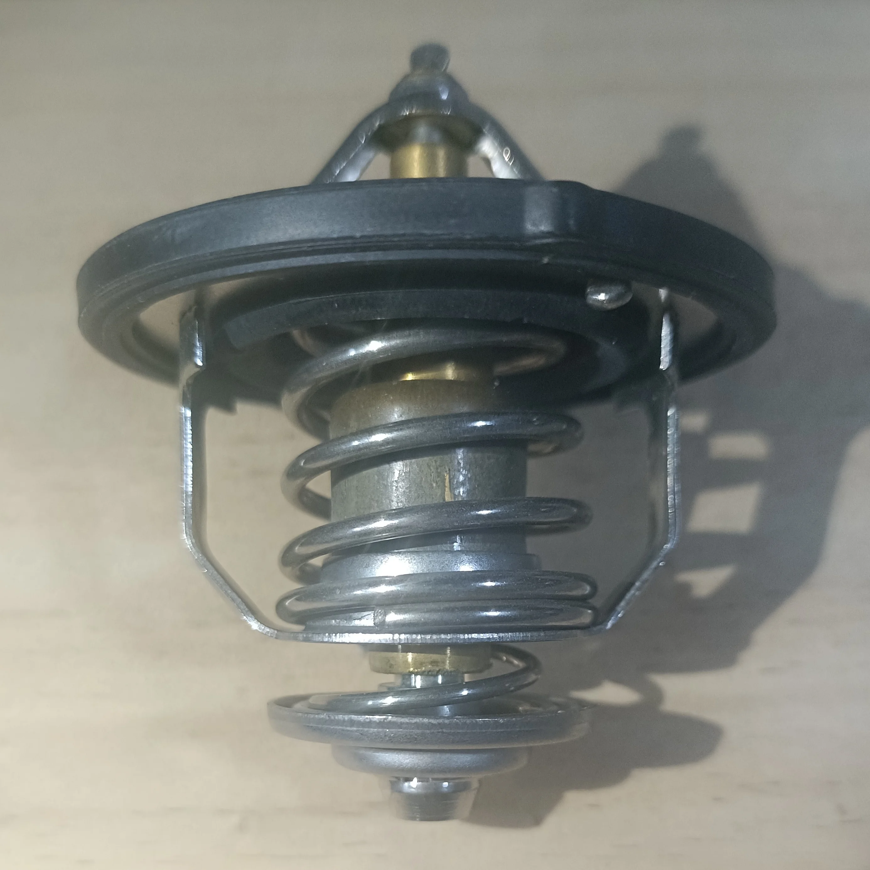 Termostato de Toyota,82*C