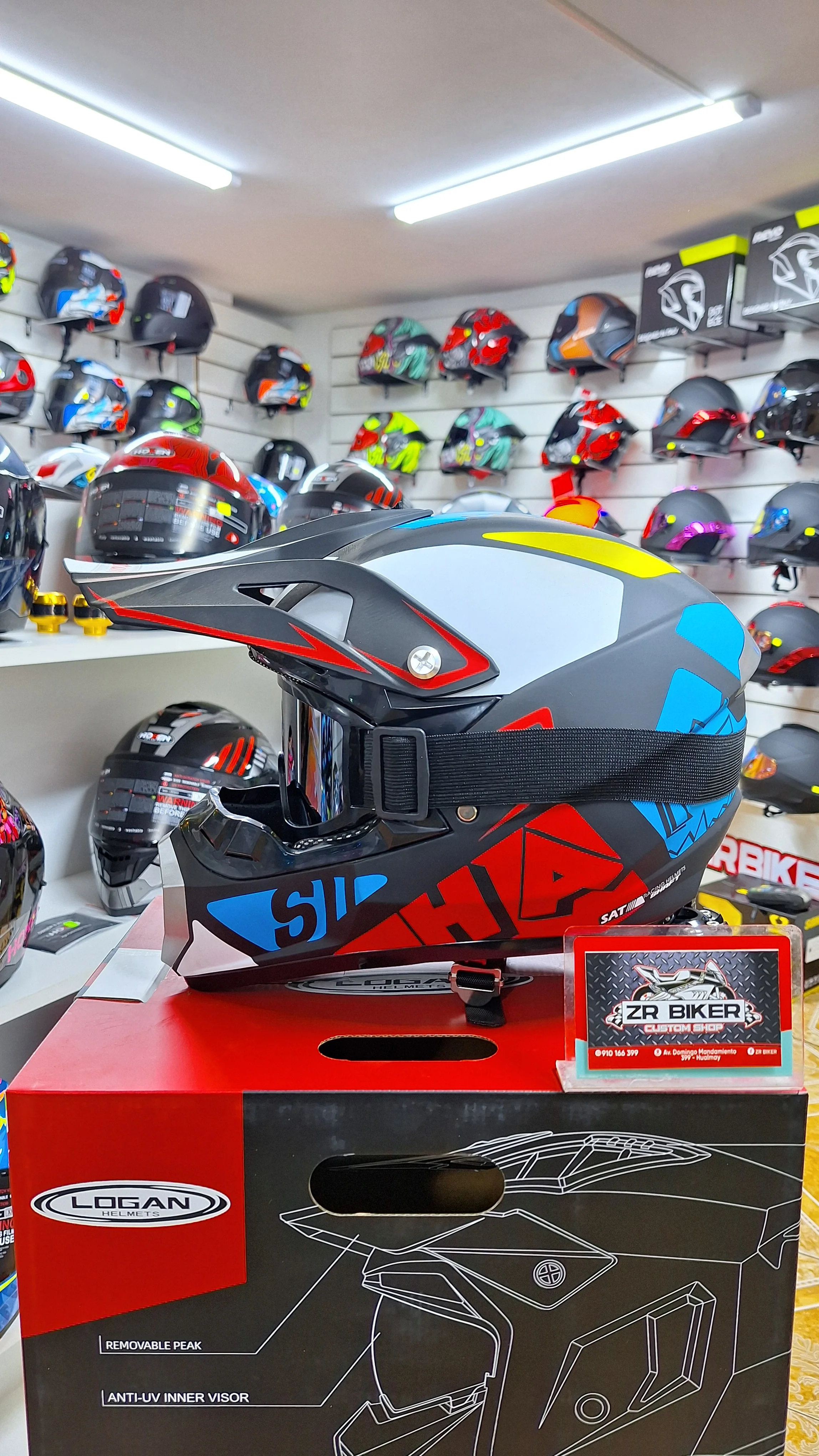 CASCO CROSS + VISOR