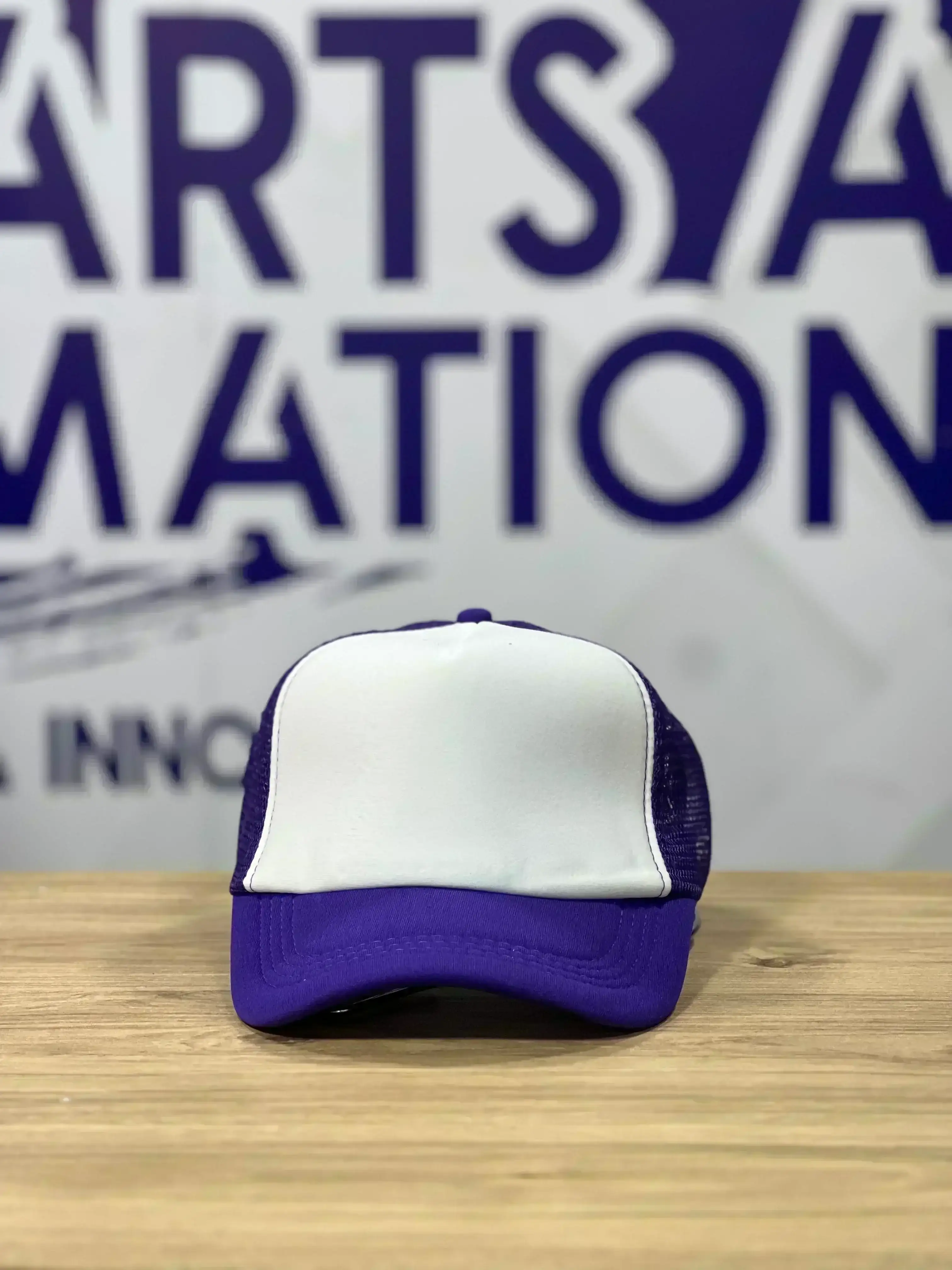 GORRA EN MALLA FRENTE BLANCO 6