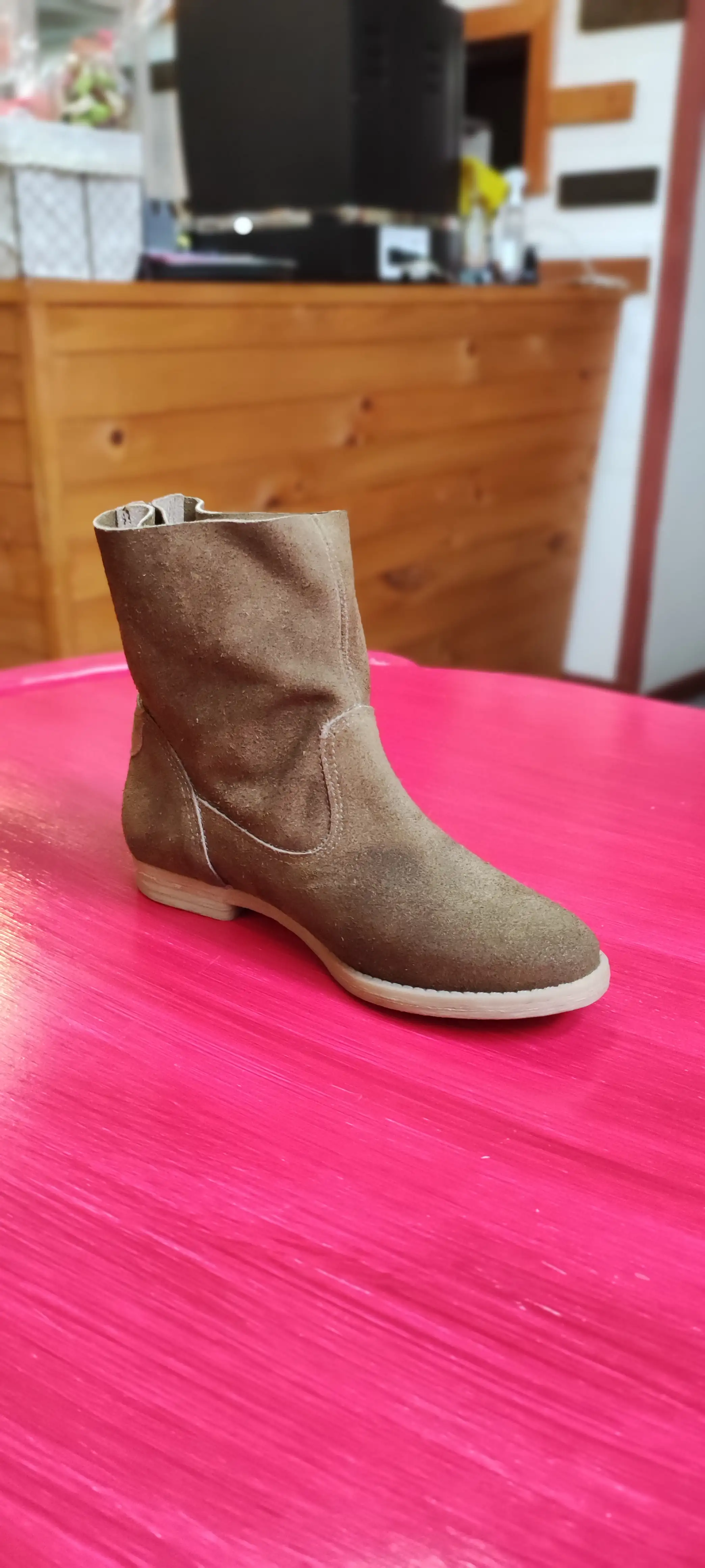 Botin verde gamuza