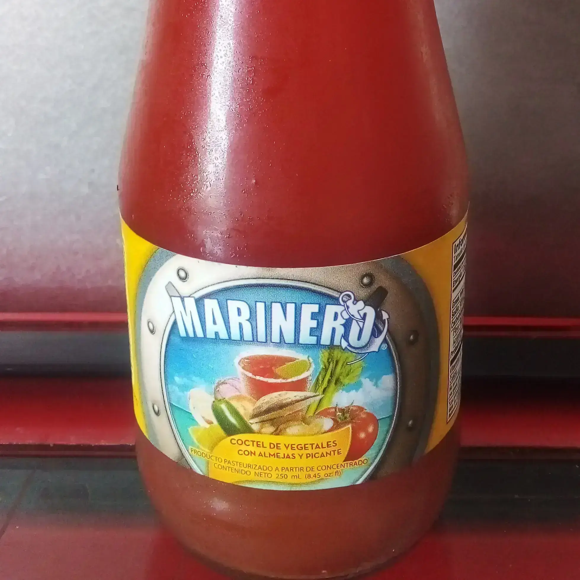 Marinero con almejas picante de 8.45 onza 