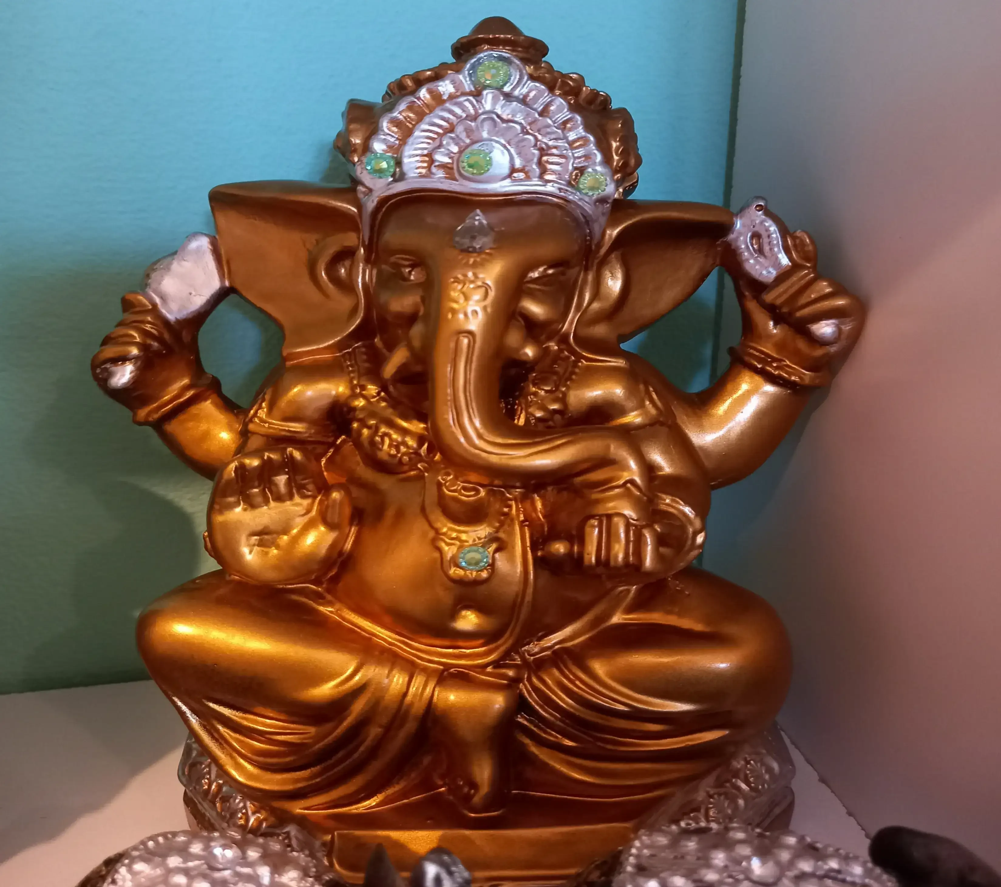 Ganesha Dorada 4