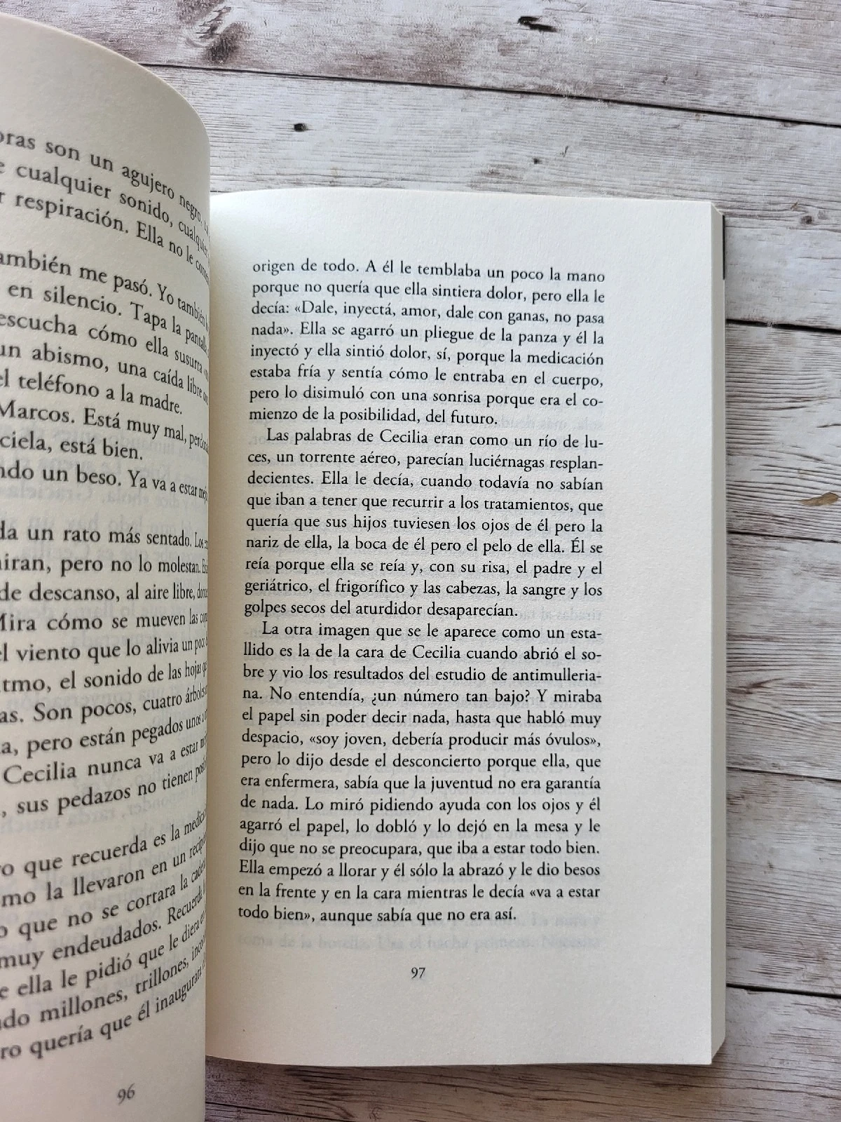 Cadáver exquisito / Agustina Bazterrica / Ficción / Distopia  3