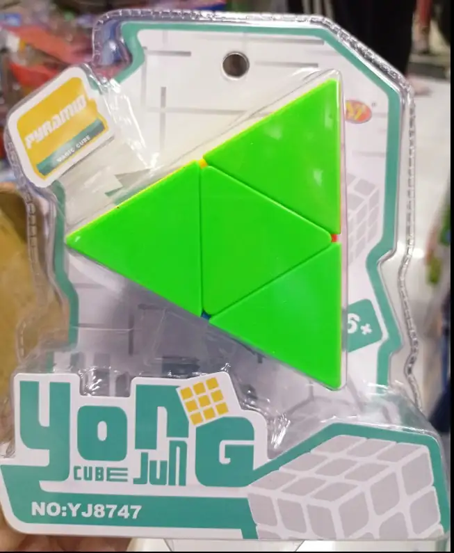 Cubo piramide