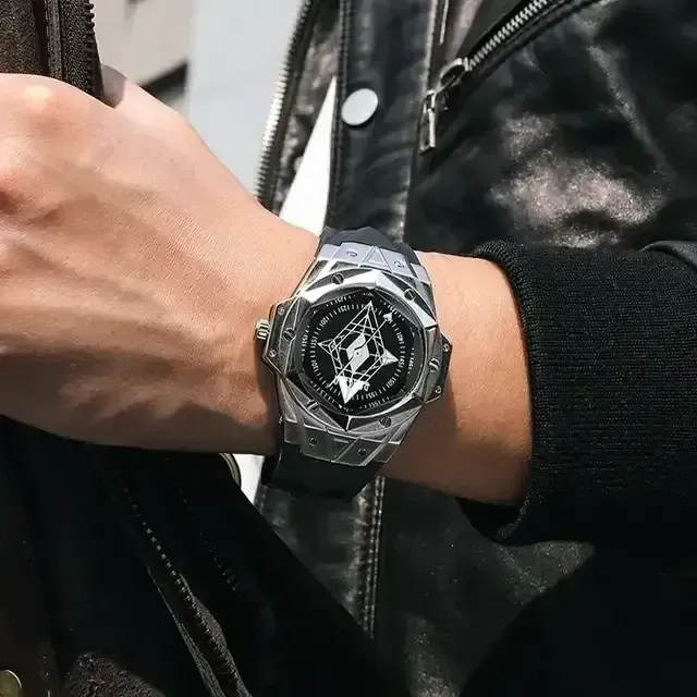 Reloj SANDA entre otras Marcas de Cuarzo Para caballeros en Oferta especial. 6