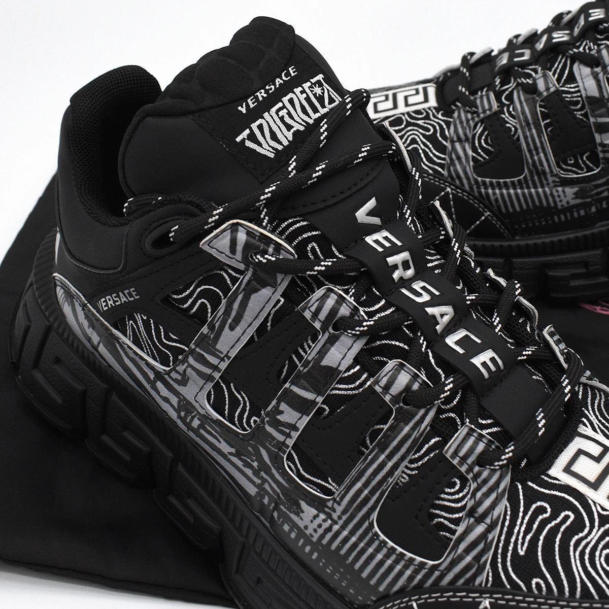 Versace Trigreca Negro 4