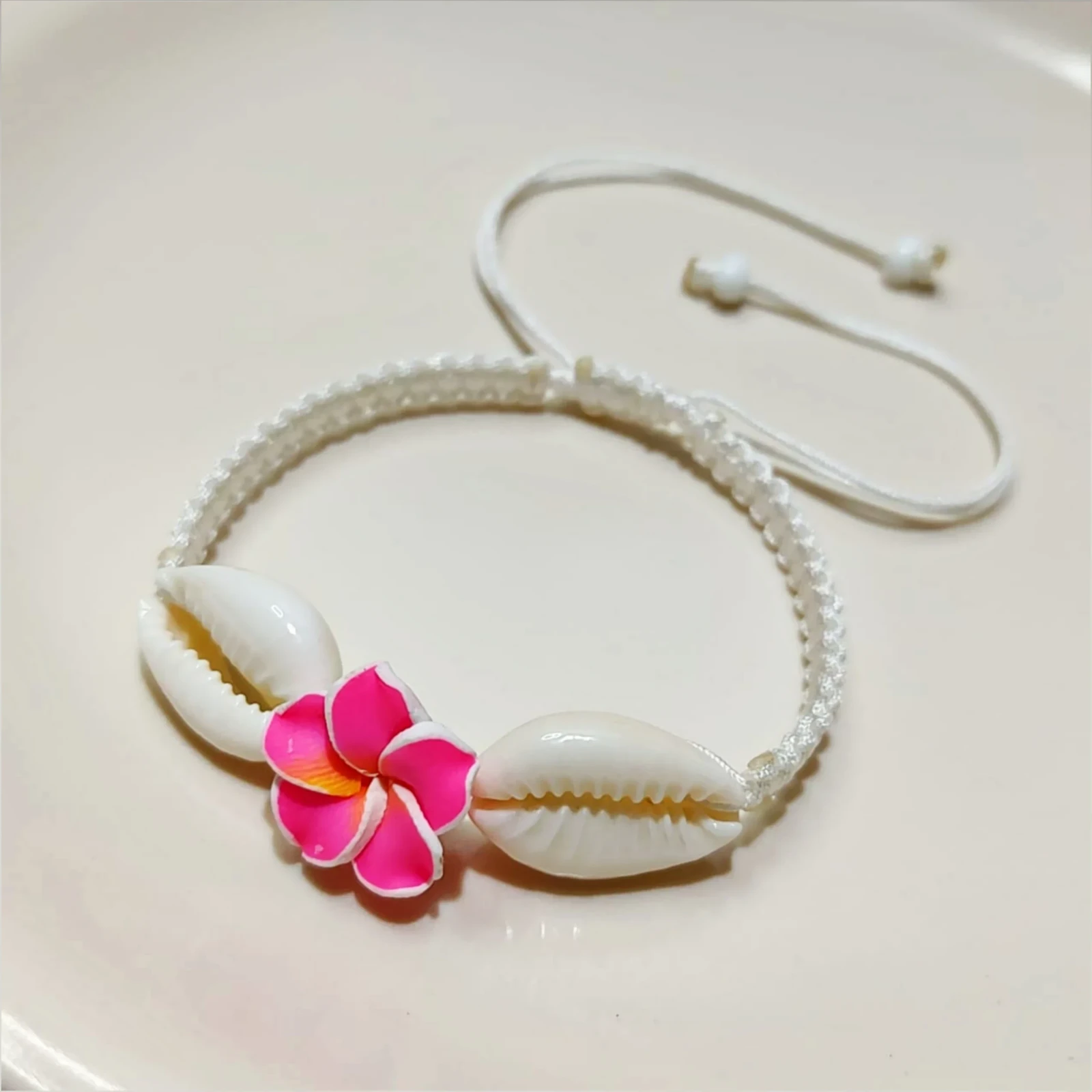 Pulsera de Conchas de Mar y Flor Rosa 3
