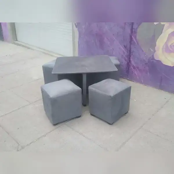 Mesas De Centro Con Taburetes