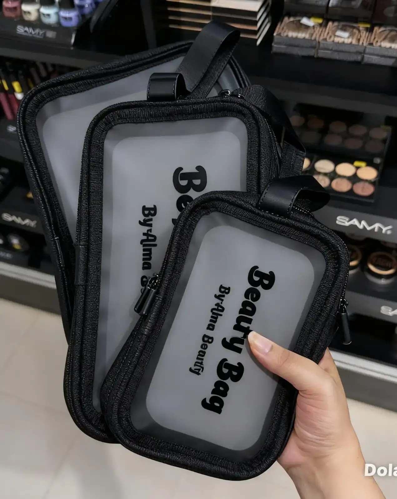 COSMETIQUERA MEDIANA BEAUTY BAG ALMA BEAUTY 2