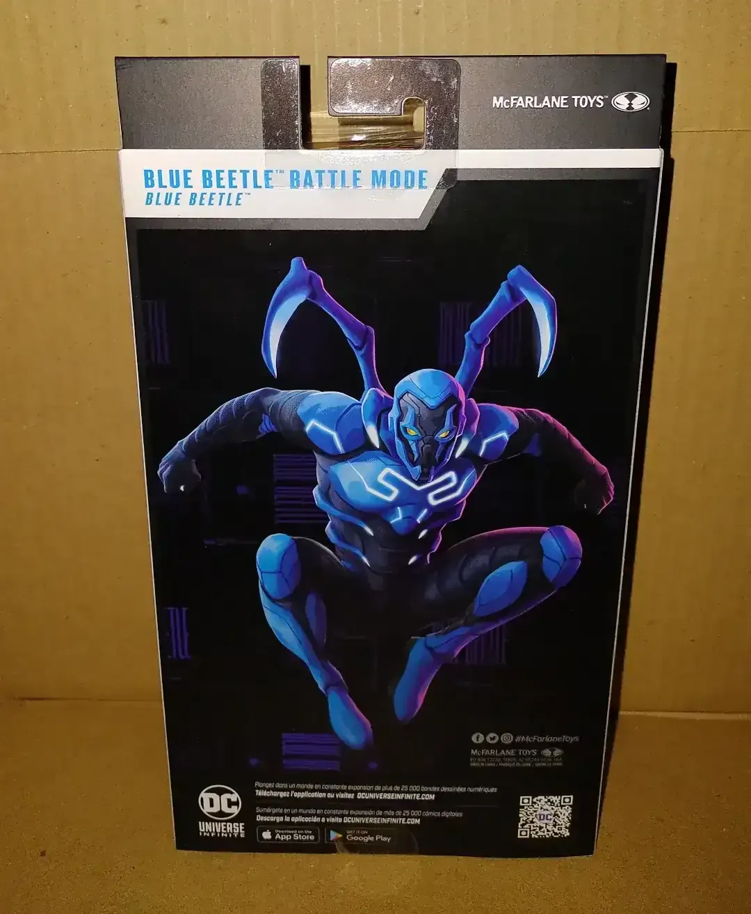 McFarlane Figura de Accion: DC Blue Beetle Movie - Blue Beetle Modo De Batalla 7 Pulgadas 3