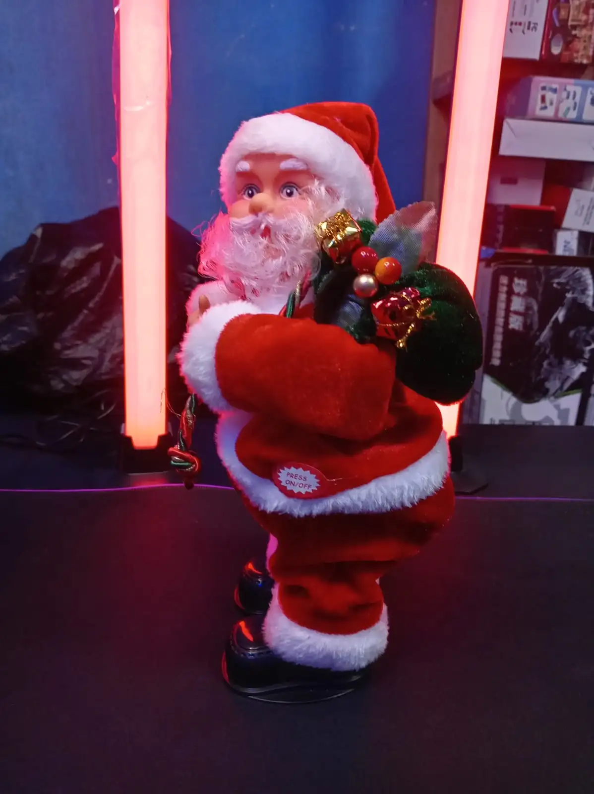 Santa claus bailarin