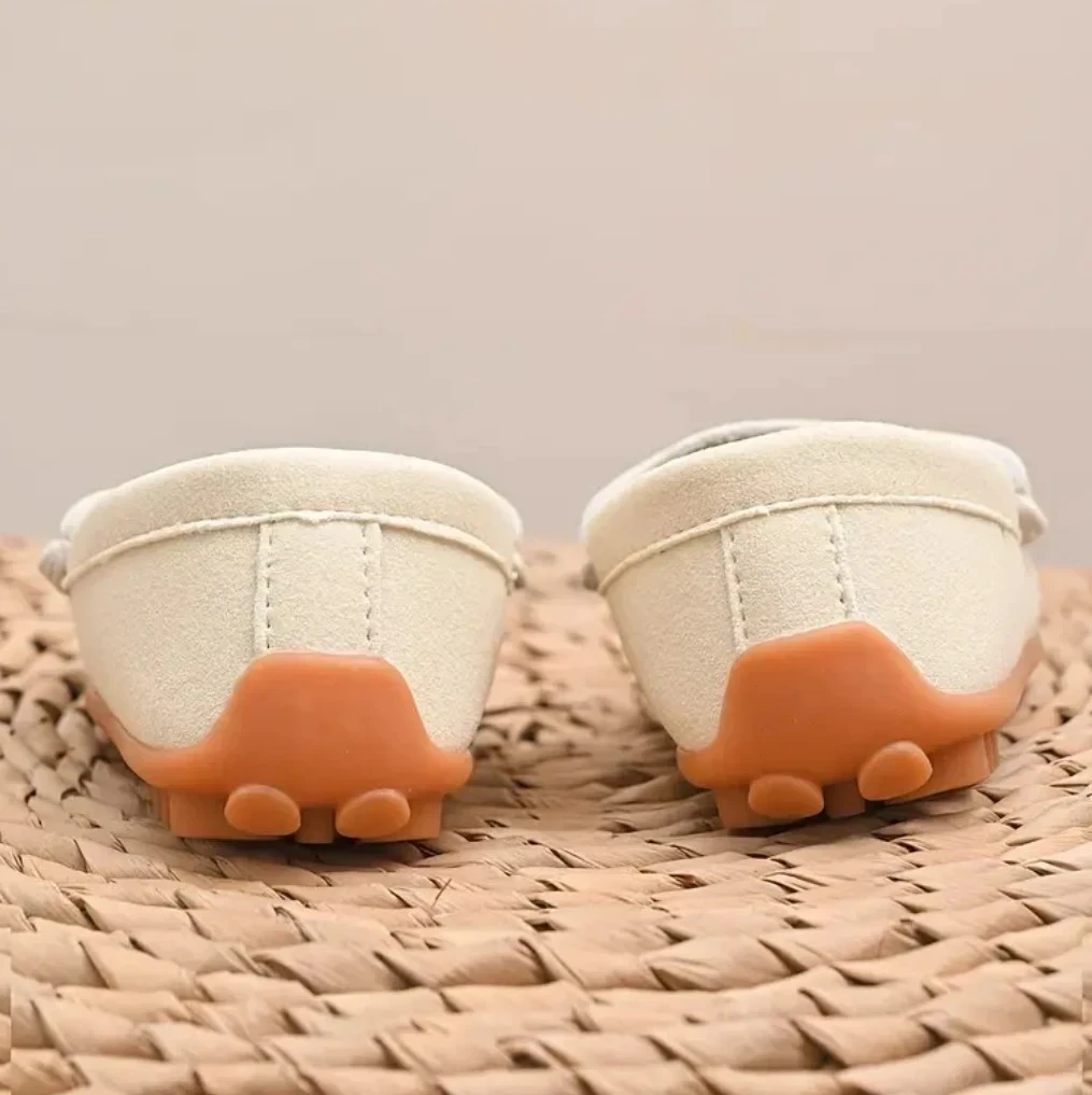 ZAPATITOS BLANCO 4