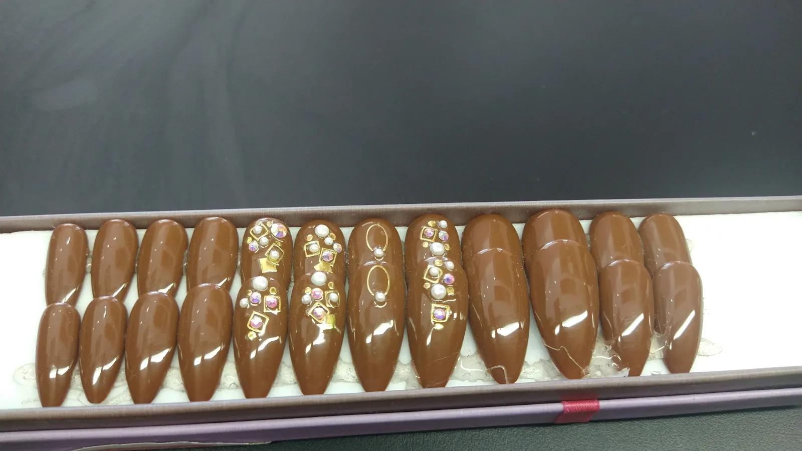 Uñas cafe 2